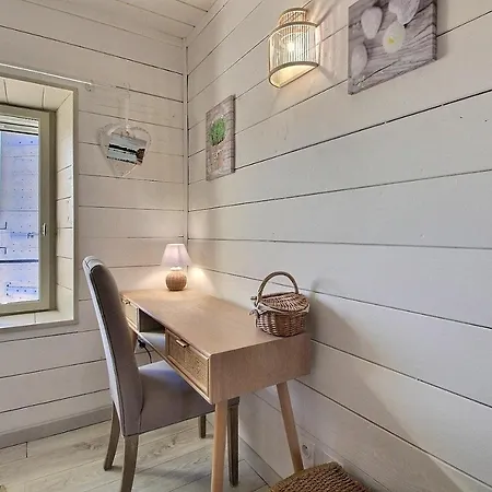 Cothy En Provence Bed & Breakfast *