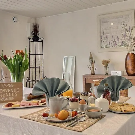 לינה וארוחת בוקר Cothy En Provence רוקמור