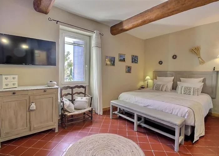 Cothy En Provence Bed and breakfast