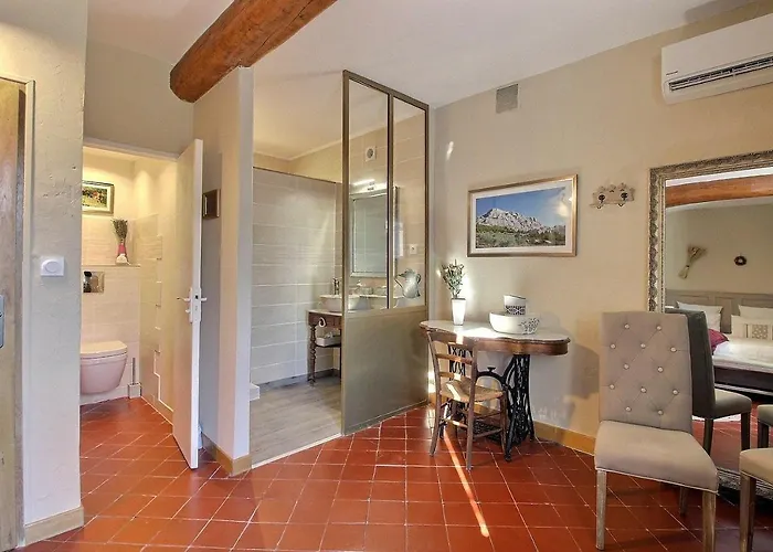 Bed and breakfast Cothy En Provence 4*